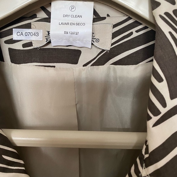 LADIES  3/4 sleeve JACKET Sz12 by HARVE BENARD. - Picture 8 of 14